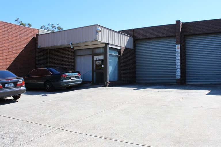 1/4 London Drive Bayswater VIC 3153 - Image 1