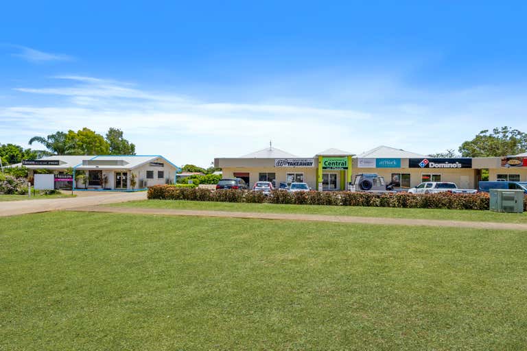 2/4 Middle Road Gracemere QLD 4702 - Image 2