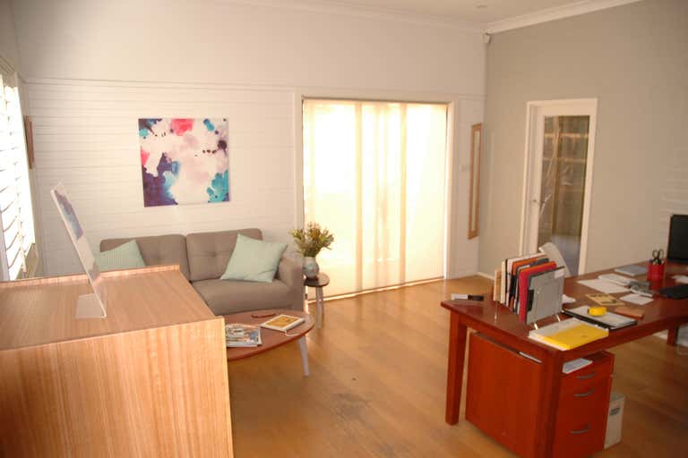 8 Geary Place North Nowra NSW 2541 - Image 3