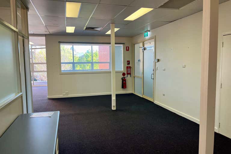 Suite 4, 215 Beardy Street Armidale NSW 2350 - Image 4