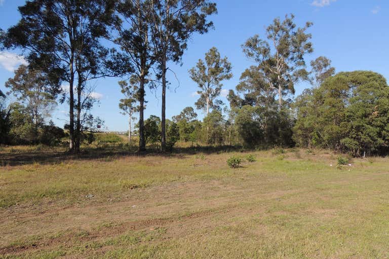 51 Ellerslie Road Meadowbrook QLD 4131 - Image 2