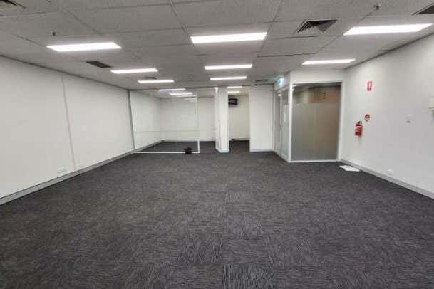 804/167 Queen Street Melbourne VIC 3000 - Image 4