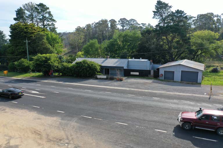 The Running Stream CAFE , 5989 Castlereagh Highway Running Stream NSW 2850 - Image 2