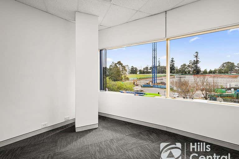 35/1 Maitland Place Norwest NSW 2153 - Image 4