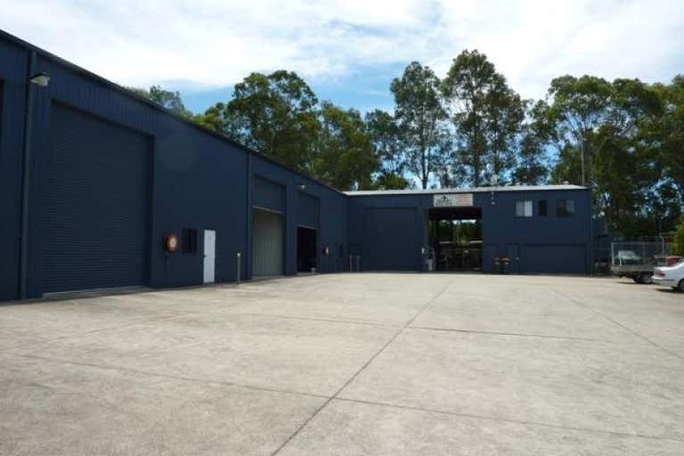 Bay 2/16 Arkwright Crescent Taree NSW 2430 - Image 1