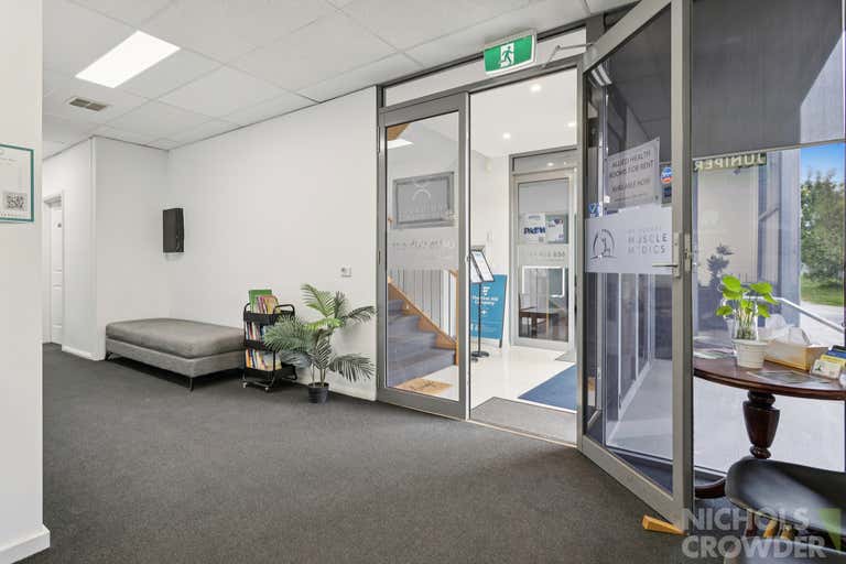 Ground Floor/190 Sladen Street Cranbourne VIC 3977 - Image 2