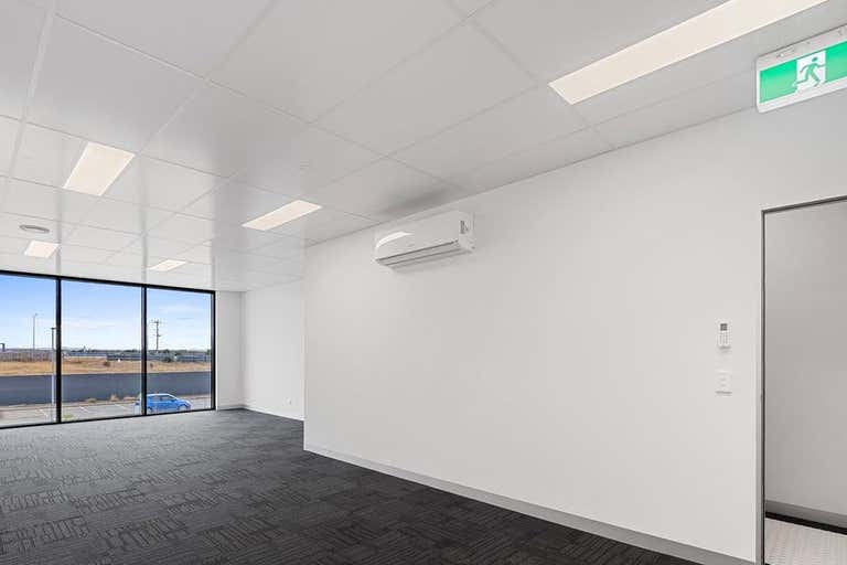 78/150 Palmers Road Truganina VIC 3029 - Image 3