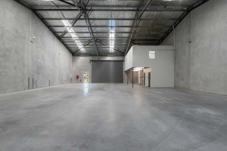 Unit 2, 14 Enterprise Close West Gosford NSW 2250 - Image 4