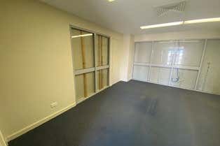 Suite 3, 121 Boundary Road Paget QLD 4740 - Image 2