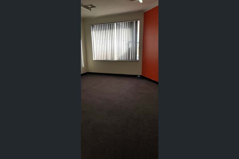 Suite 5, Level 1, 247 Church st Parramatta NSW 2150 - Image 3