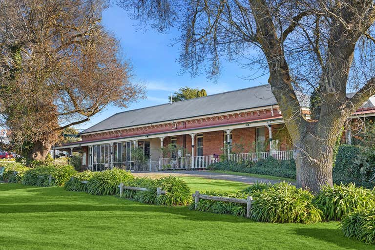 71 Main Road Lancefield VIC 3435 - Image 2