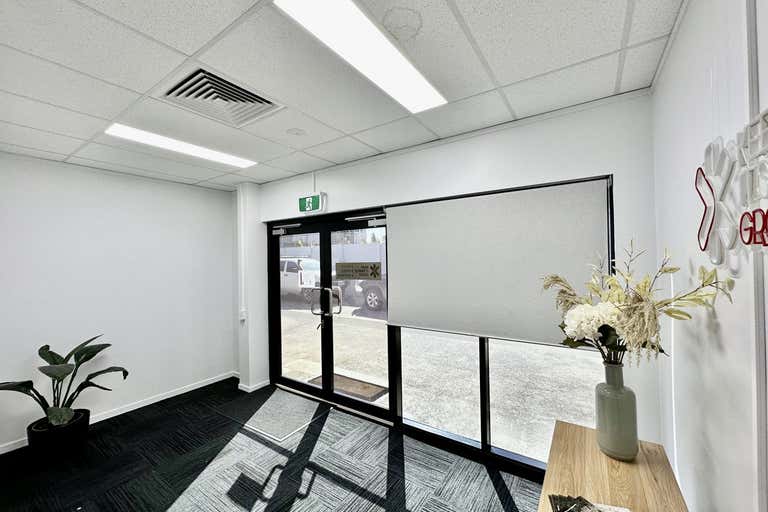 Suite 3, 60 Ingham Road West End QLD 4810 - Image 3
