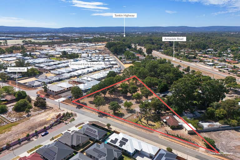 16 Anstey Road Forrestdale WA 6112 - Image 2