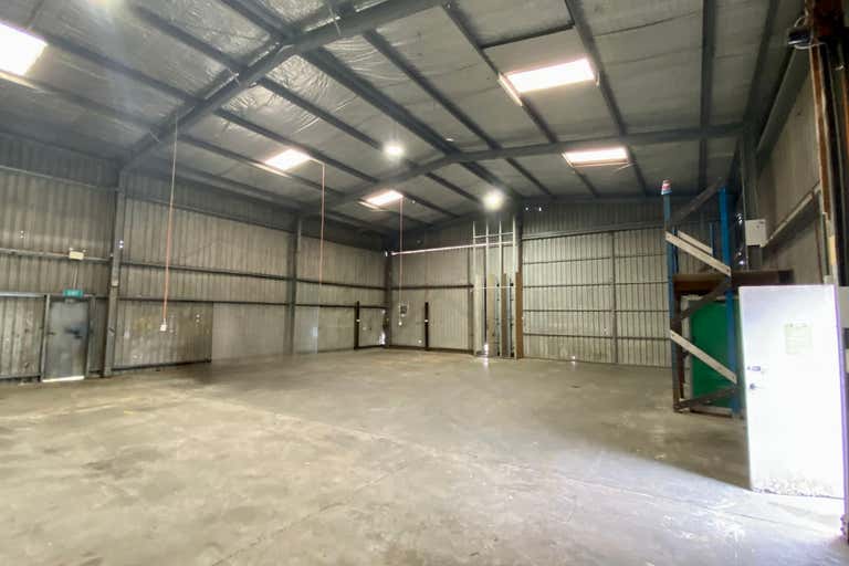 2/11 Nells Road West Gosford NSW 2250 - Image 1