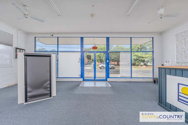SOUGHT AFTER COMMERCIAL SPACE - Image 3