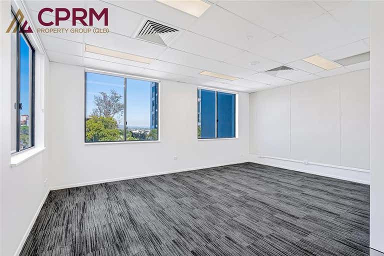 15/7 O'Connell Terrace Bowen Hills QLD 4006 - Image 2