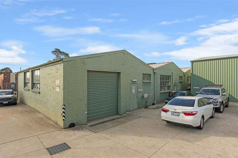 40 Barry Street Bayswater VIC 3153 - Image 1