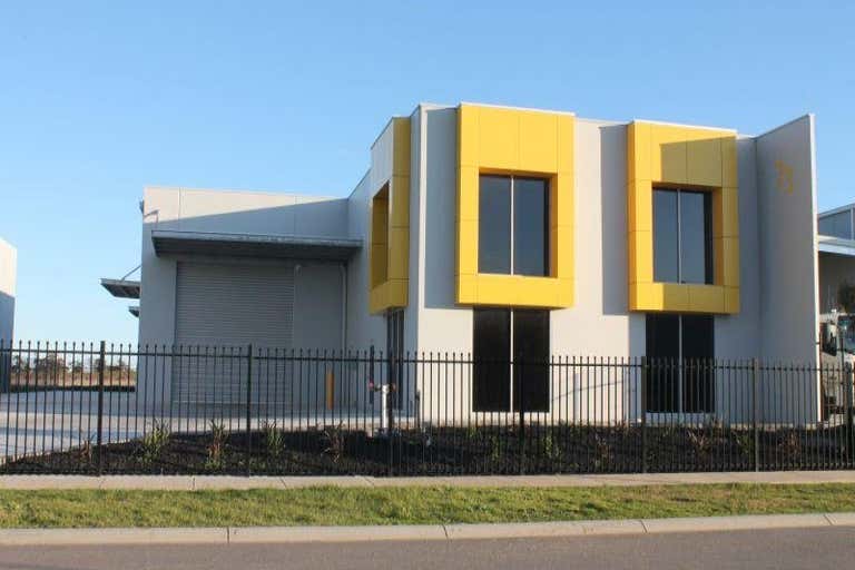 Office only, 73 National Avenue - Office only Pakenham VIC 3810 - Image 1