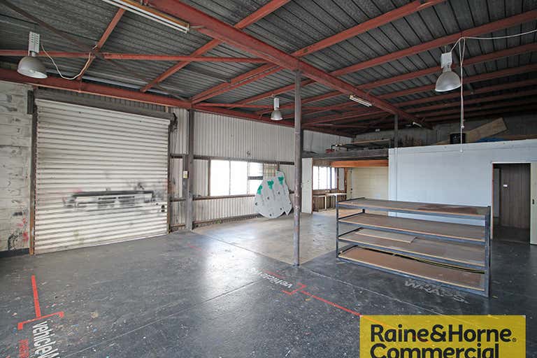 1/137 Granite Street Geebung QLD 4034 - Image 2