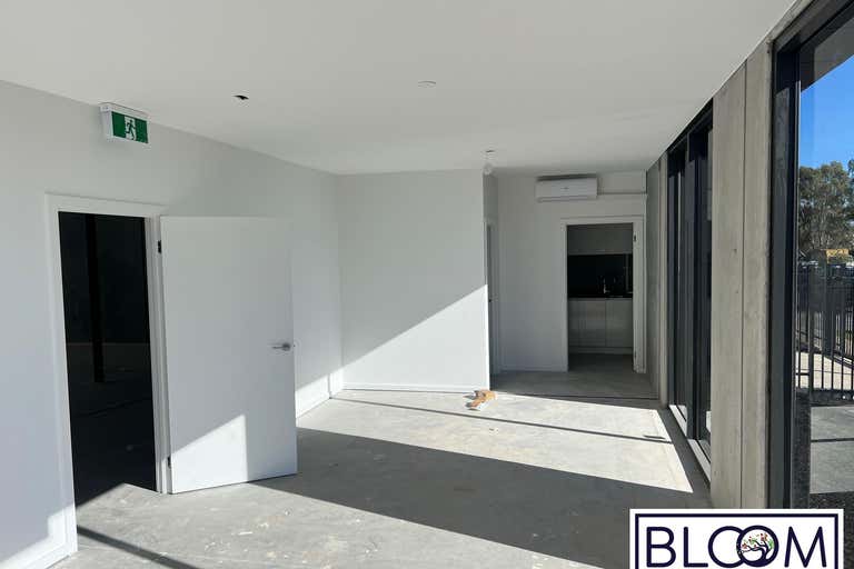 29 Collins Road Melton VIC 3337 - Image 4