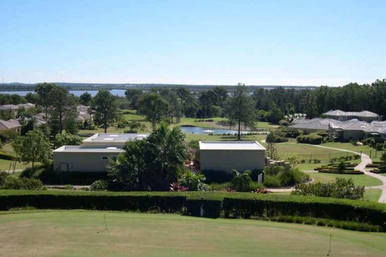 'Lakeside Country Club', 433 Brisbane Road Arundel QLD 4214 - Image 3