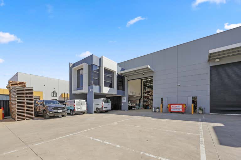 1/3 Corporate Terrace, Pakenham Pakenham VIC 3810 - Image 1