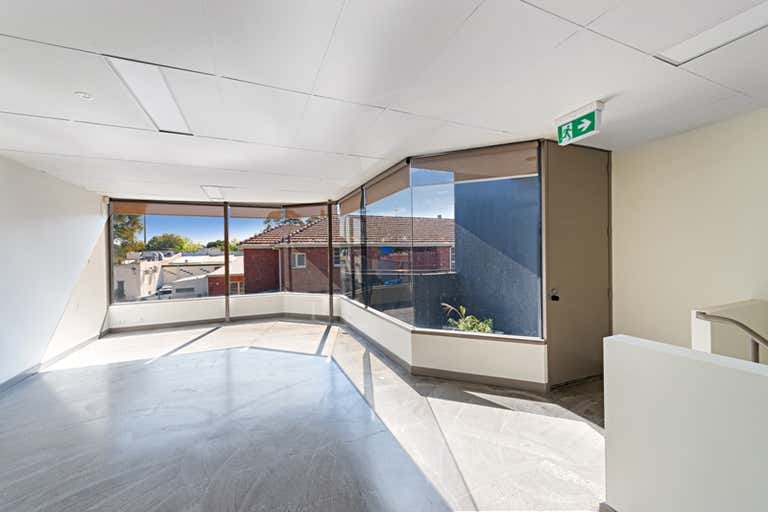 Unit 4, 15-17 Pakington Street St Kilda VIC 3182 - Image 4