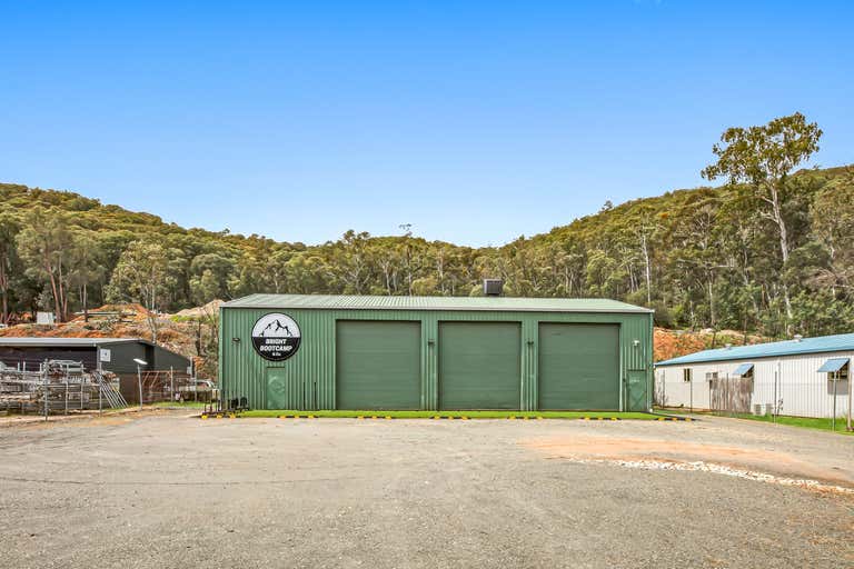 73 Churchill Avenue Bright VIC 3741 - Image 1