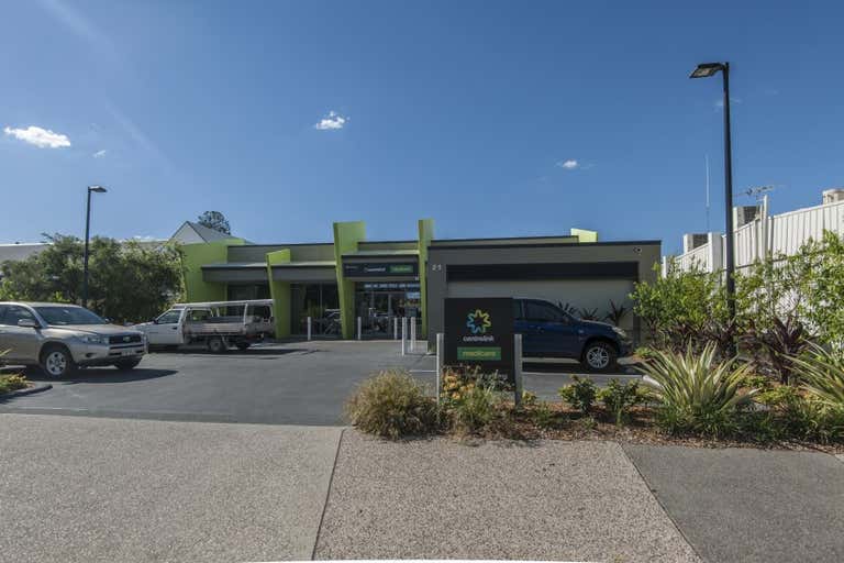 Centrelink & Medicare, 21 Egerton Street Emerald QLD 4720 - Image 3