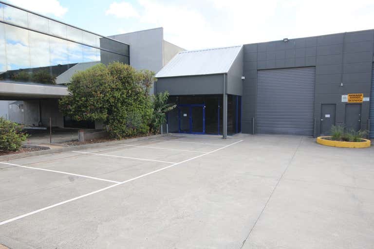 1/27 Laser Drive Rowville VIC 3178 - Image 2