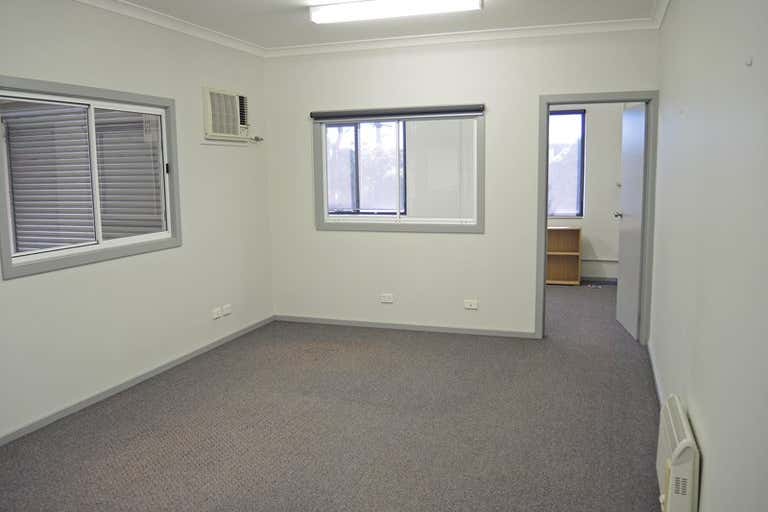 28 Freeman Street Campbellfield VIC 3061 - Image 2