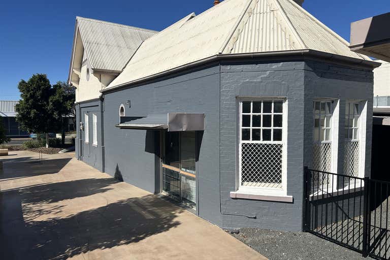 126 Cunningham Street Dalby QLD 4405 - Image 2