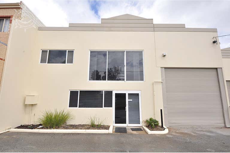 15A Weatherburn Way Kardinya WA 6163 - Image 2