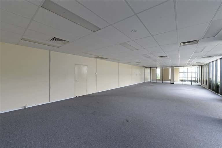 5/35 Taunton Drive Cheltenham VIC 3192 - Image 4