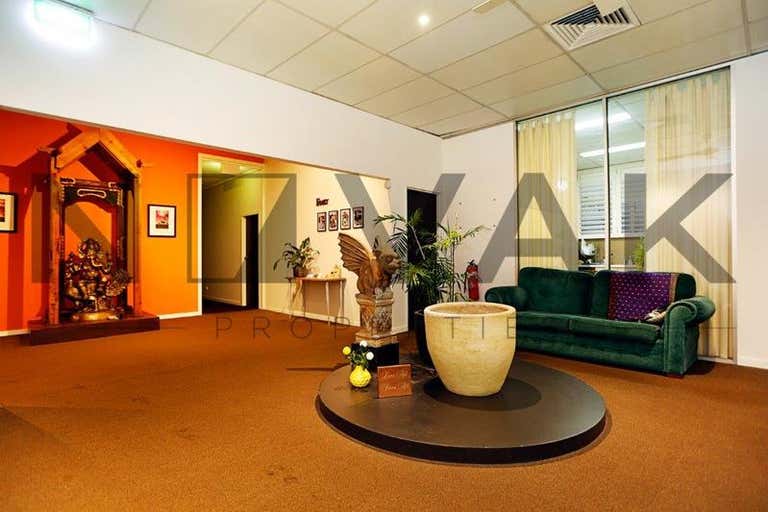 LEASED BY MICHAEL BURGIO 0430 344 700, 1/18 Wattle Road Brookvale NSW 2100 - Image 1