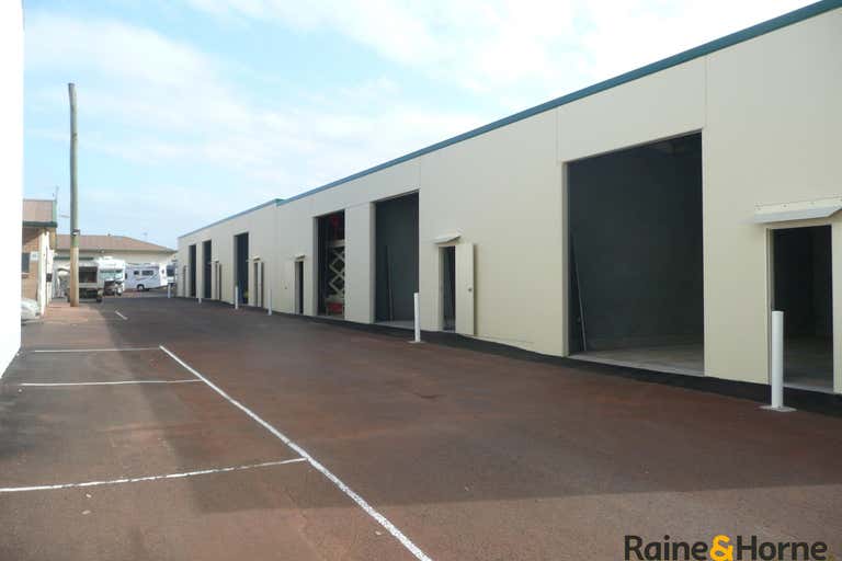 Unit 8C, 8-12 Acacia Avenue Port Macquarie NSW 2444 - Image 2