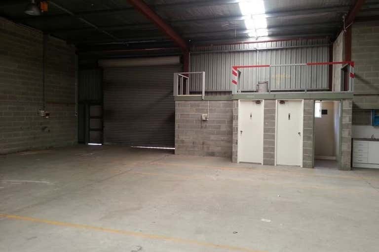 Unit 2, 14 Bonnal Road Erina NSW 2250 - Image 2