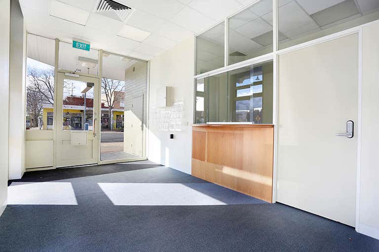 103  Glengala Road Sunshine West VIC 3020 - Image 2