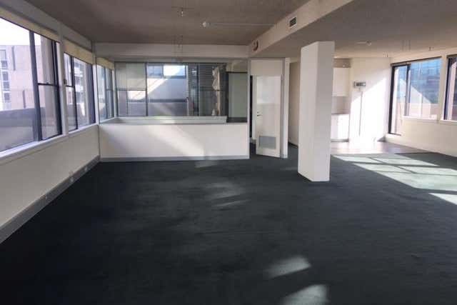 10th Floor, 608 St Kilda Road Melbourne VIC 3004 - Image 4