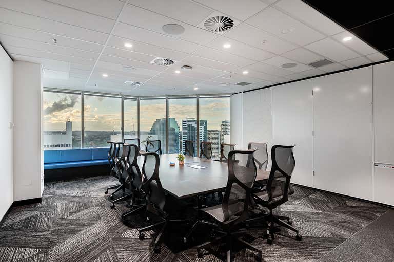 Tower B, Level 18, 799 Pacific Highway Chatswood NSW 2067 - Image 4