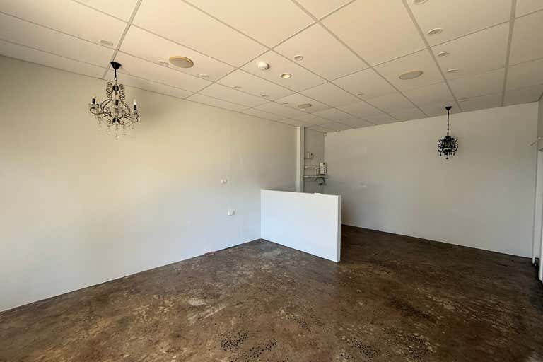 4/2 Balfour Street Fairy Meadow NSW 2519 - Image 2