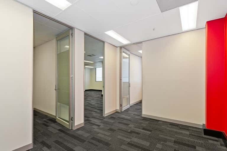 Part level 10, 343 Little Collins Street Melbourne VIC 3000 - Image 4