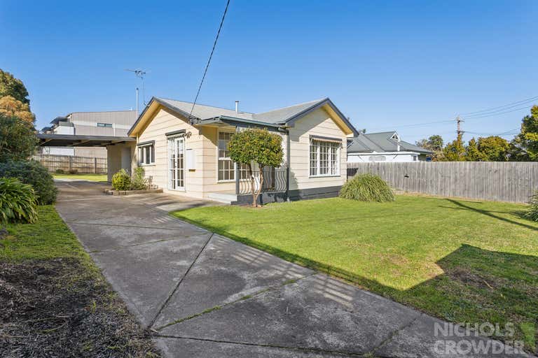 3 Surrey Street Mornington VIC 3931 - Image 1