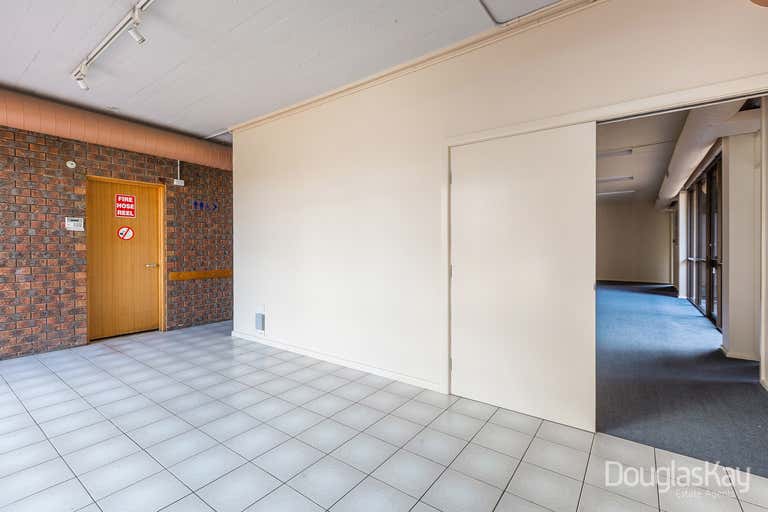 16 Withers Street Sunshine VIC 3020 - Image 3