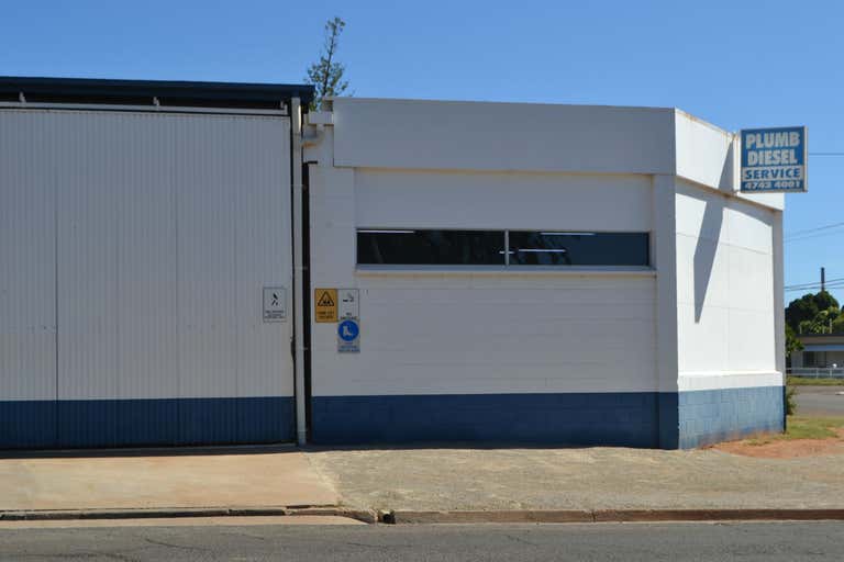 146 Simpson Street Mount Isa QLD 4825 - Image 3