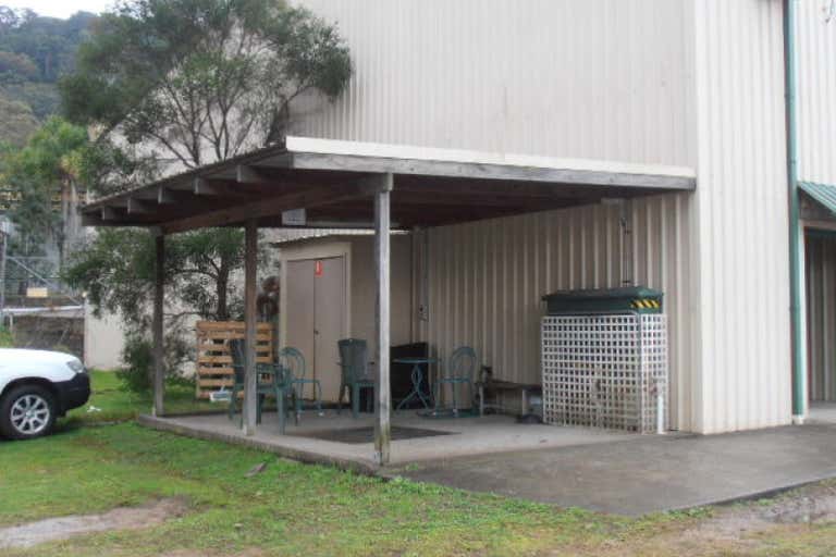 Rear, 20 Dell Road West Gosford NSW 2250 - Image 3
