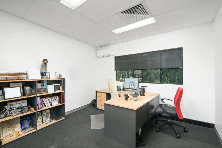 Quality fit out office space. - Image 4