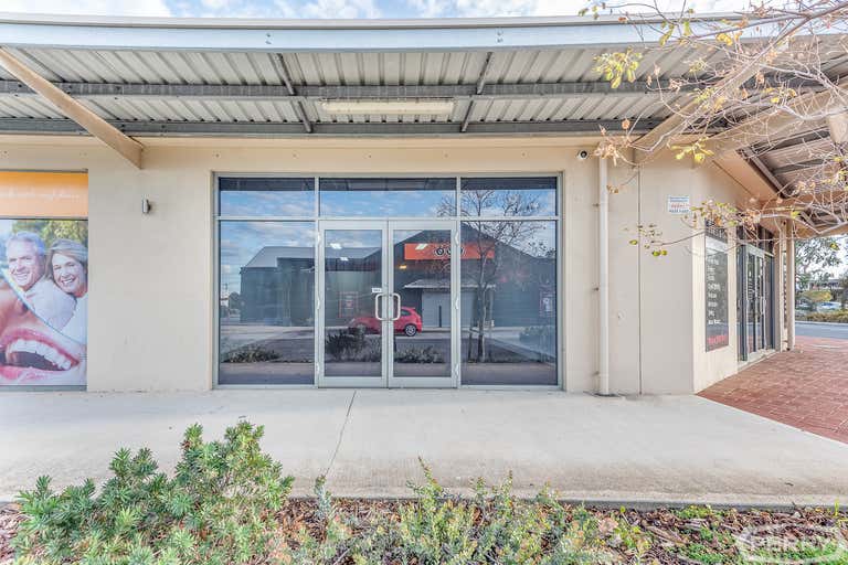 8/4 Guava Way Halls Head WA 6210 - Image 1