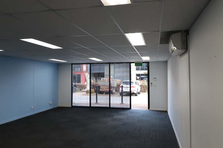 5/1-5 Gardner Court Wilsonton QLD 4350 - Image 2