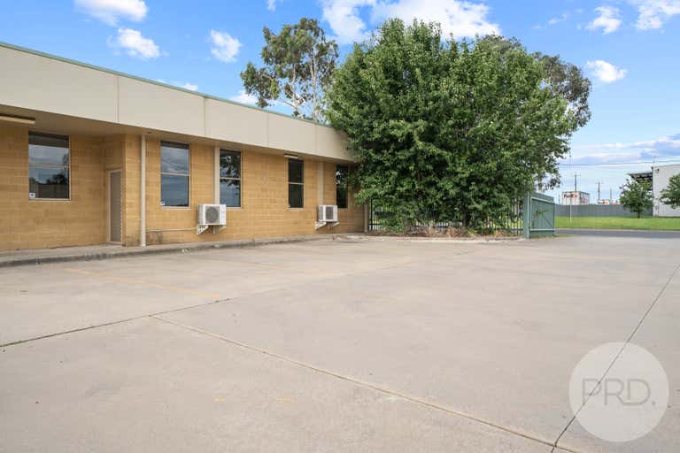 20 Stuart Road Wagga Wagga NSW 2650 - Image 1